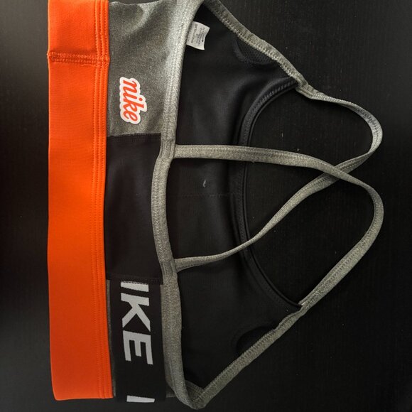 Nike Sports Bra - Picture 2 of 2